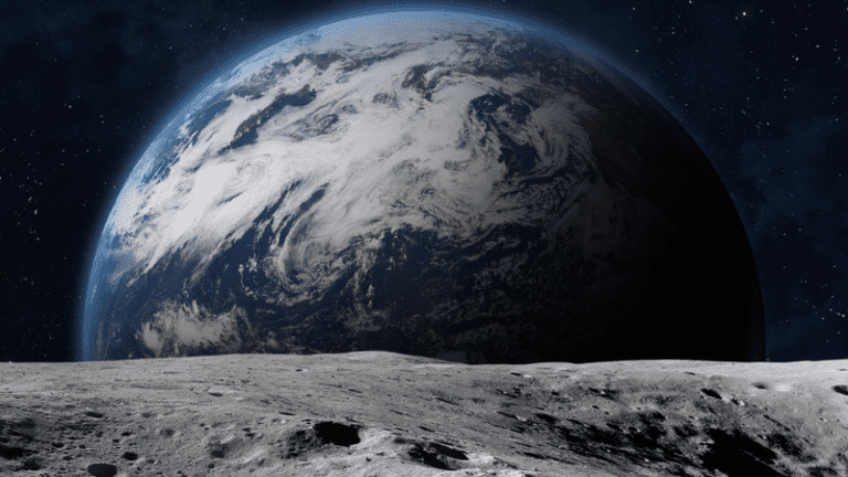 When all conflicts suddenly become less important: The Overview Effect